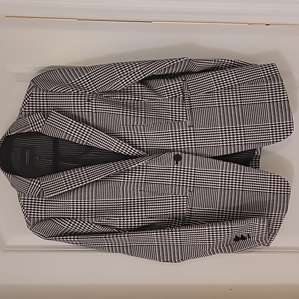 NWOT slimming blazer